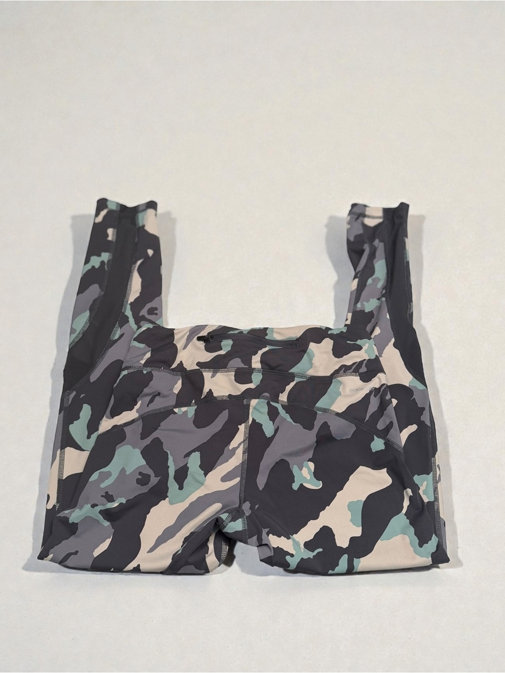 High-Waist Camo Leggings - Green & Black